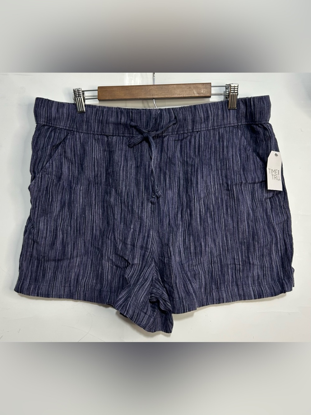Time and Tru Navy Striped Linen-Blend Drawstring Shorts
